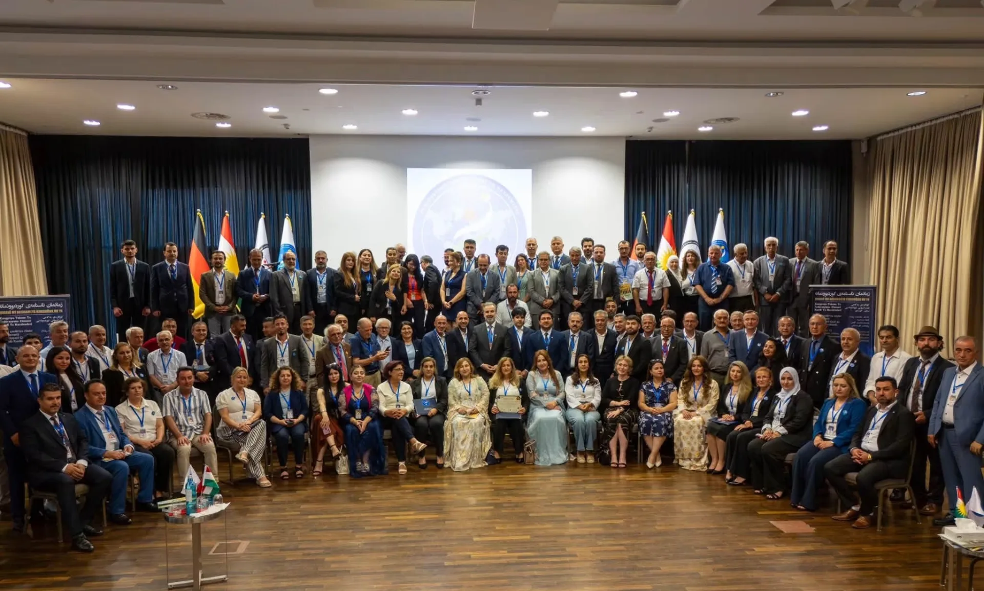Kongreya Yekem Ya Federasyona Zimanê Kurdî Ya Navdewletî